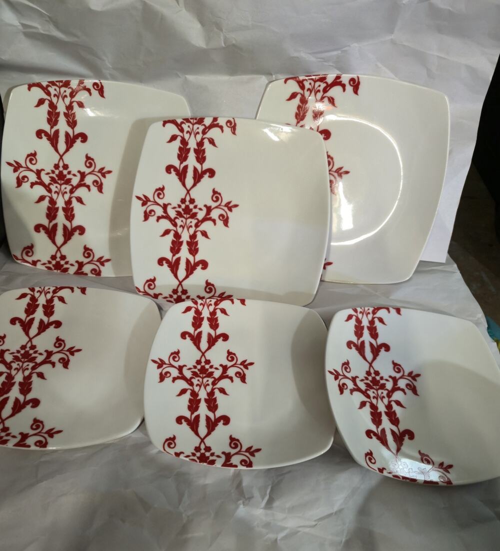 Coventry Antoinette Red Square Plates Lot of 6 Fine China PTS